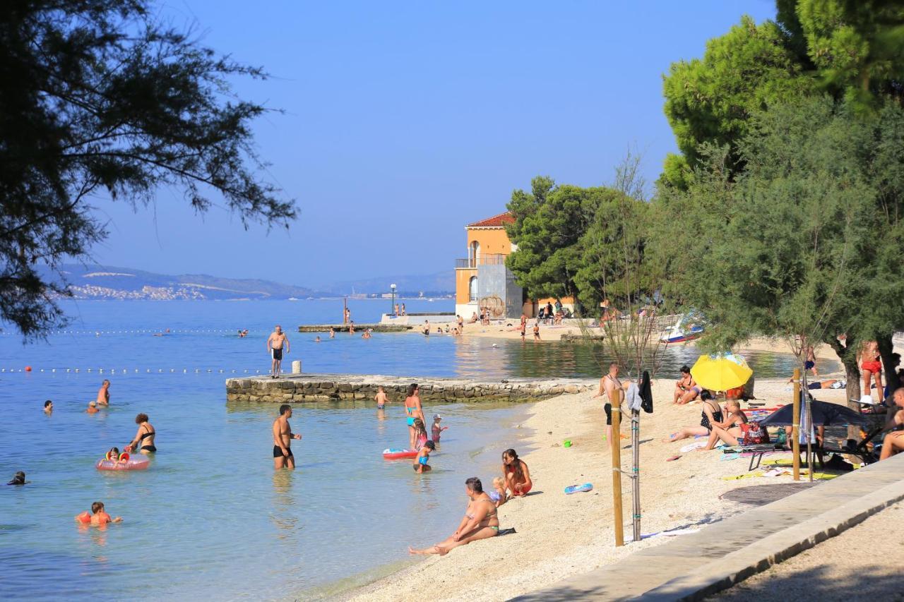 Apartments With A Parking Space Kastel Kambelovac, Kastela - 21645 Esterno foto